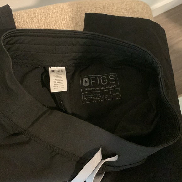 XS/P Livingston Figs - Picture 3 of 6